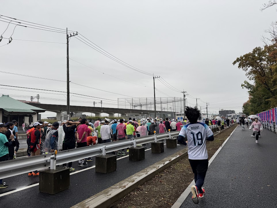 大会に参加するランナー