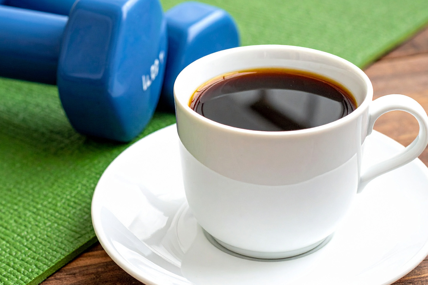 コーヒーとダンベル